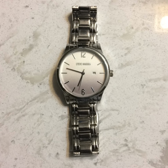 Steve Madden Watch - Picture 2 of 5